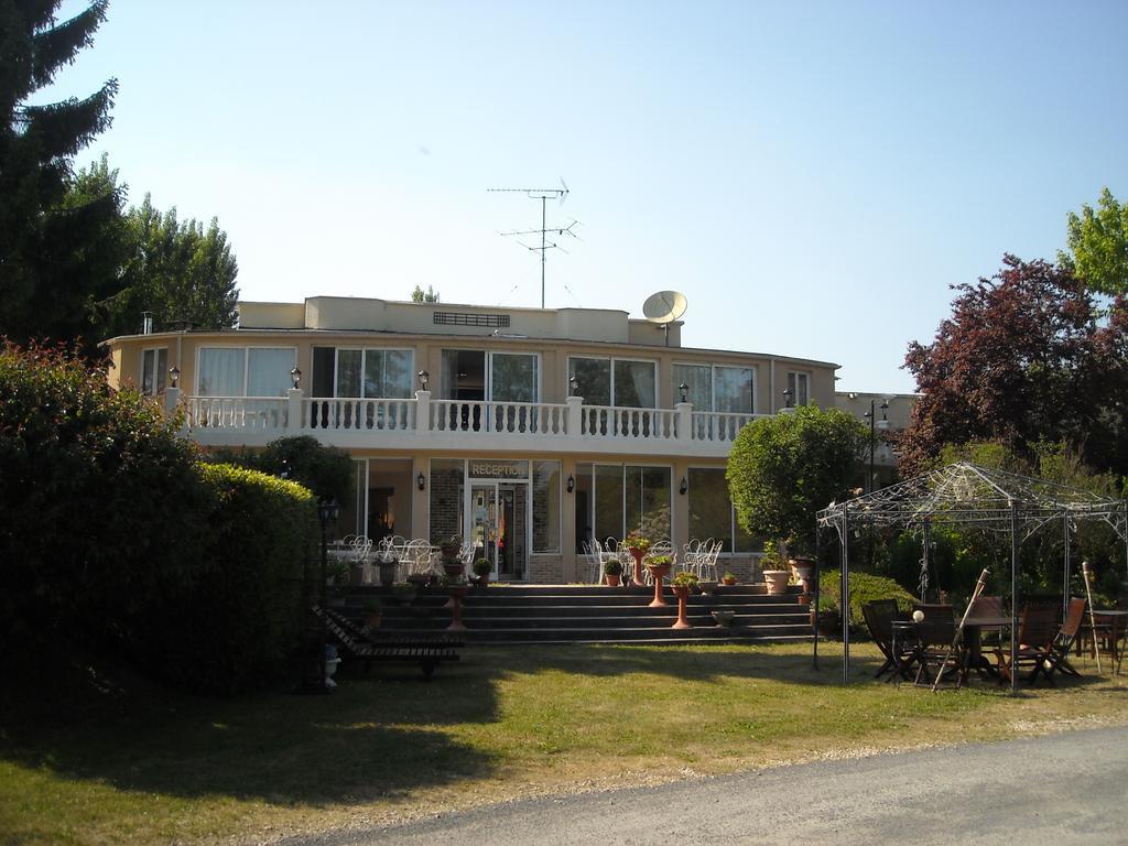 Hôtel Acostel Meaux Habitación foto